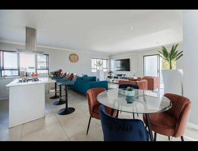 4 BEDROOM HOUSE FOR SALE IN COPPERLEAF ESTATE